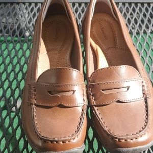 G.H. Bass & Co Women's Brown Leather Penny Loafers